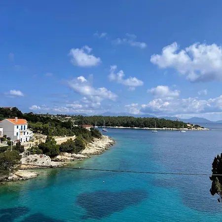 Paradise House Apart3, 5min Walking Distance To Center Apartment