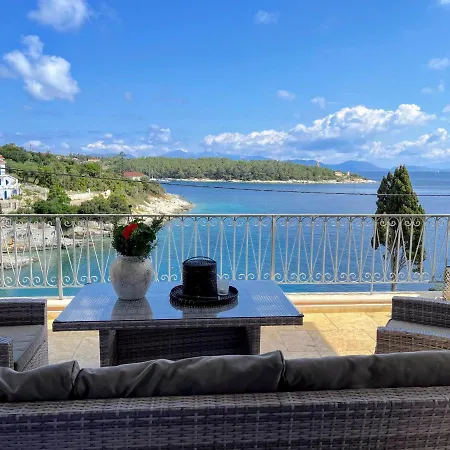 Paradise House Apart3, 5min Walking Distance To Center Apartment *