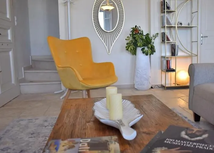 Paradise House Apart3, 5min Walking Distance To Center דירה *